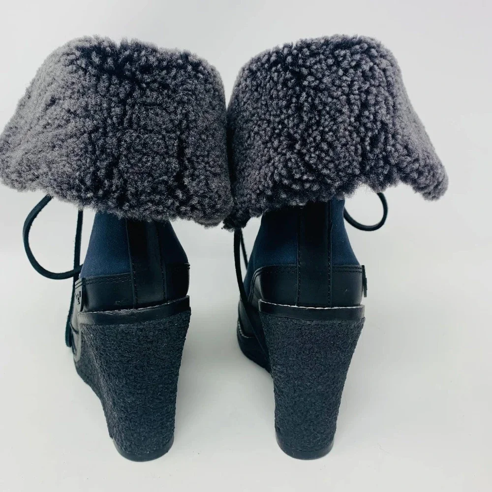 TORY BURCH Fairfax Shearling-Lined Wedge Boot, Black/Washed Navy, size 7 - Picture 7 of 12
